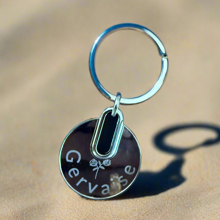 Personalized Metal engraved keyring/Keychain with text for gifting circle shaped