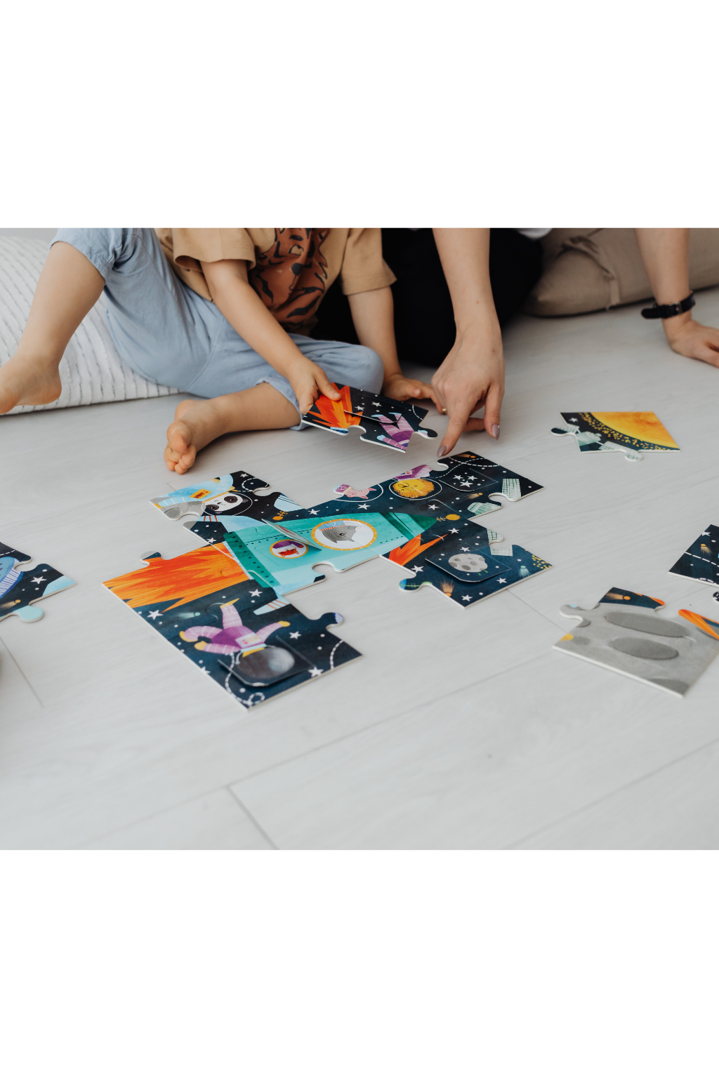 Customized Ultra Glossy Wooden Puzzles made with Hardboard 30 pcs