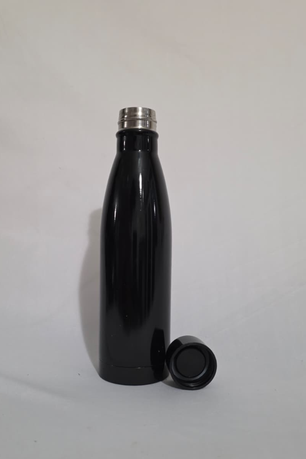 Copper vaccum insulated marble white water bottle