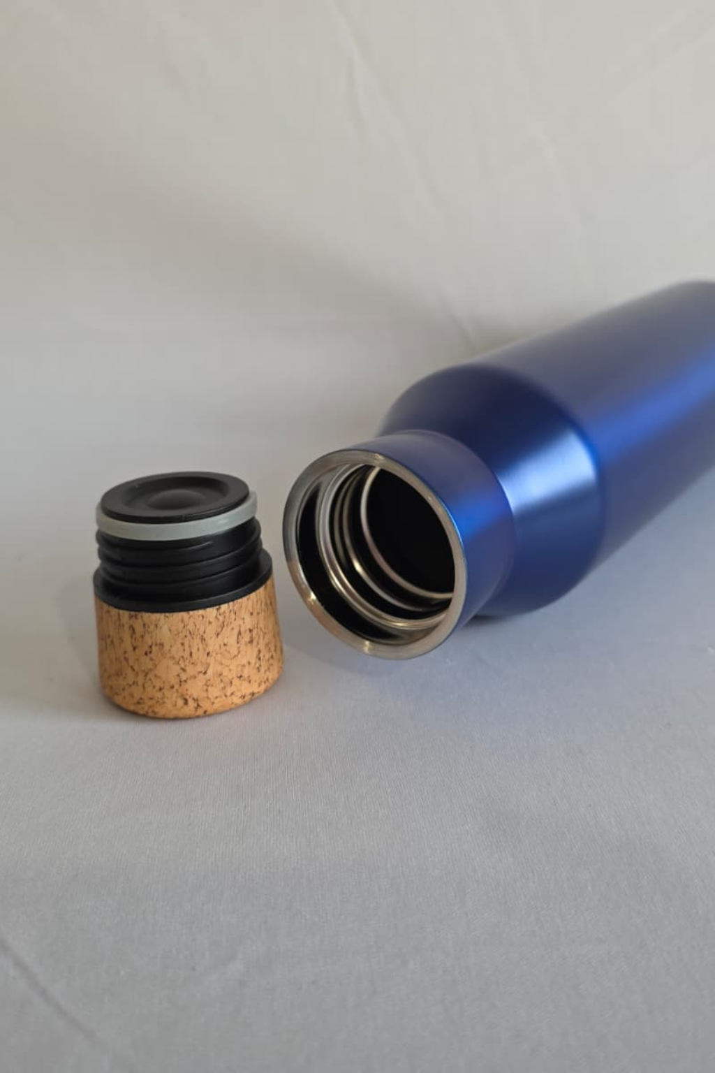 Engraved Stainless steel insulated water bottle with cork screw  24h Hot & cold